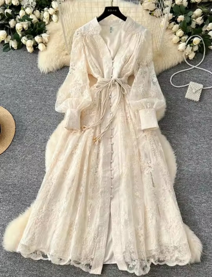 French High-end Lace Embroidery V-neck Lantern Sleeve Dress